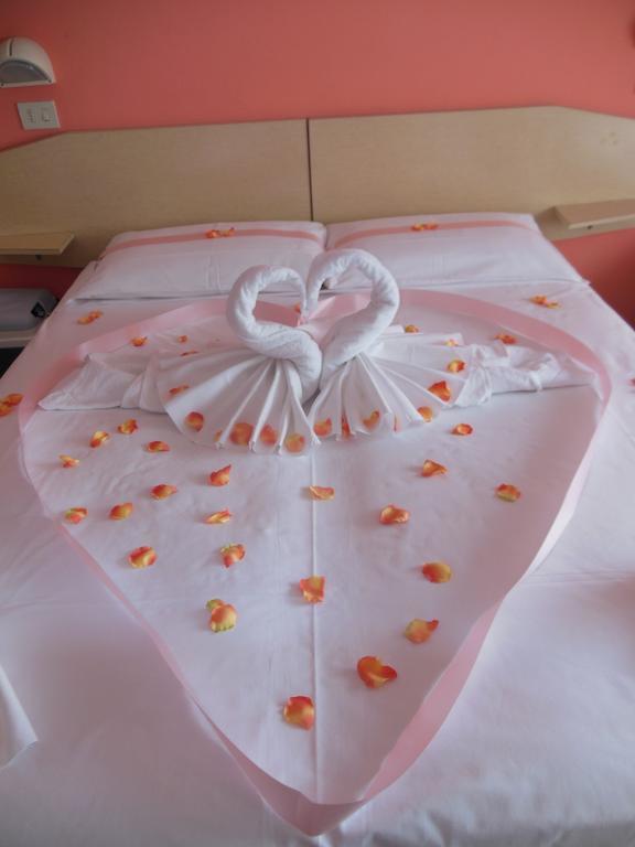 Hotel Edy Rimini Extérieur photo