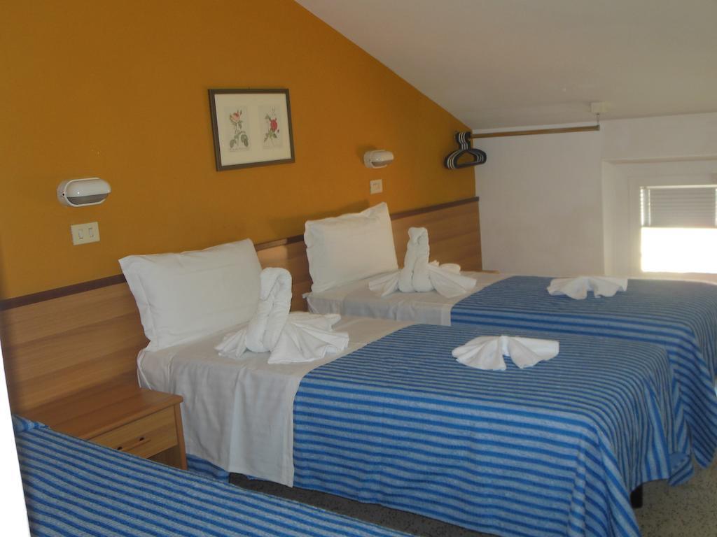 Hotel Edy Rimini Extérieur photo