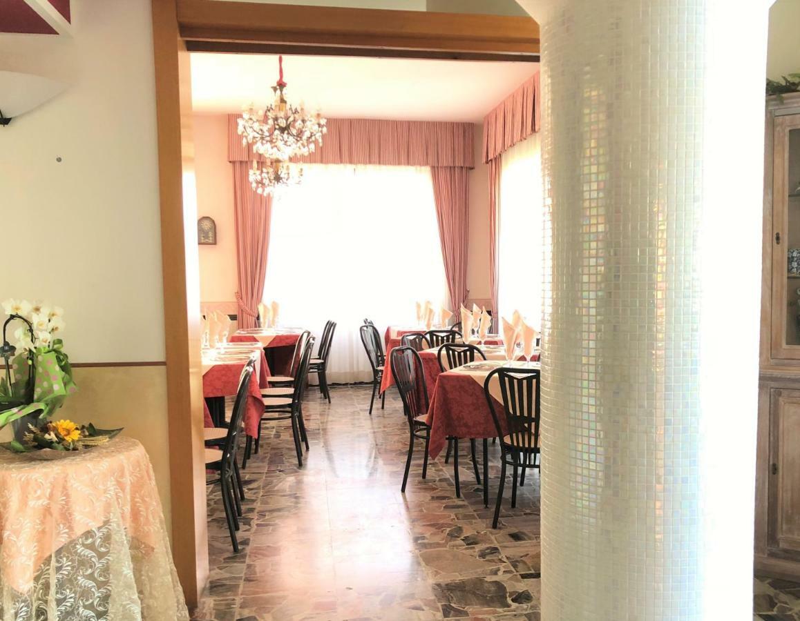 Hotel Edy Rimini Extérieur photo