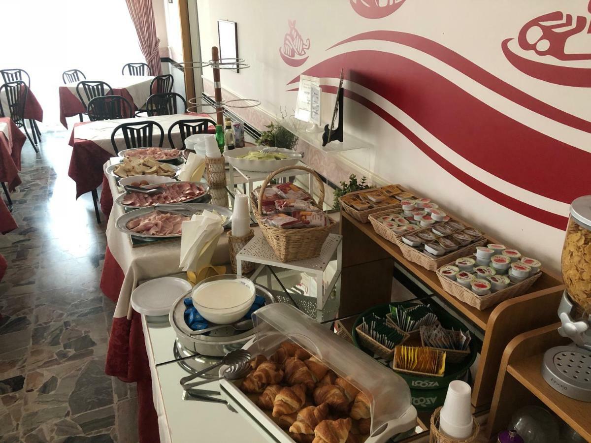 Hotel Edy Rimini Extérieur photo