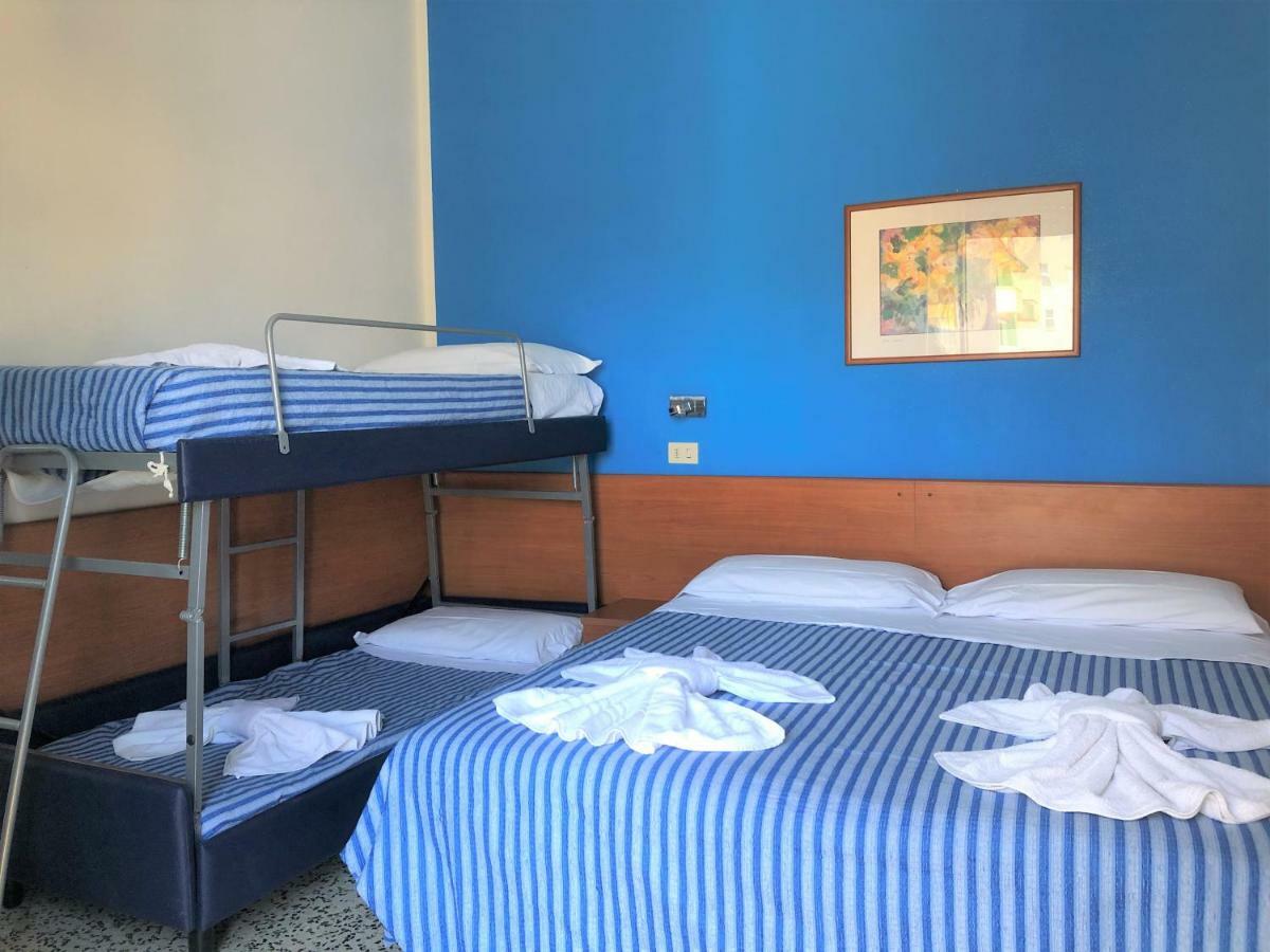 Hotel Edy Rimini Extérieur photo