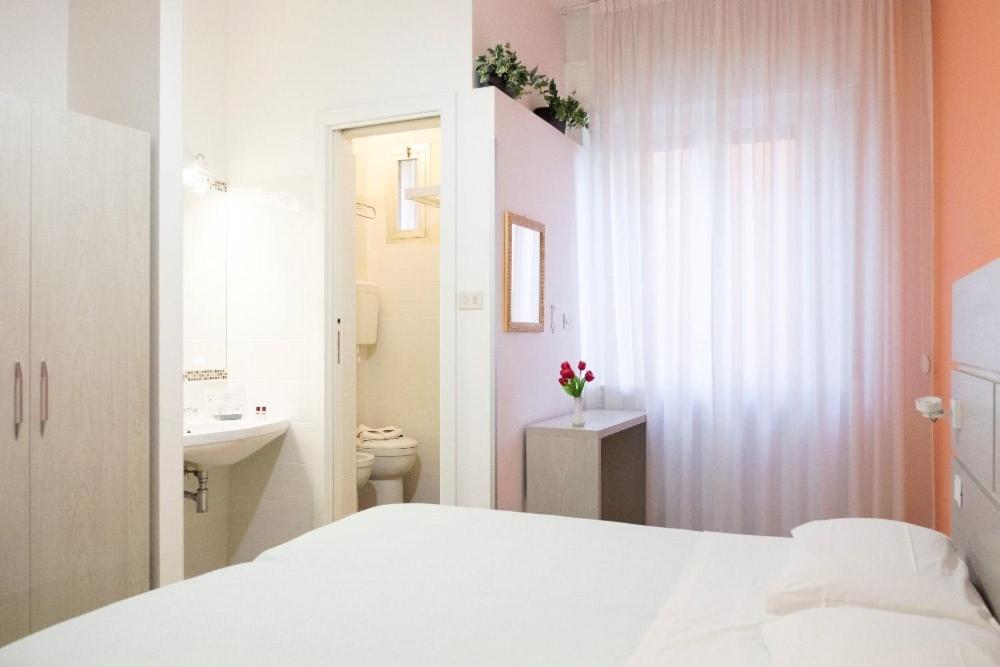 Hotel Edy Rimini Extérieur photo