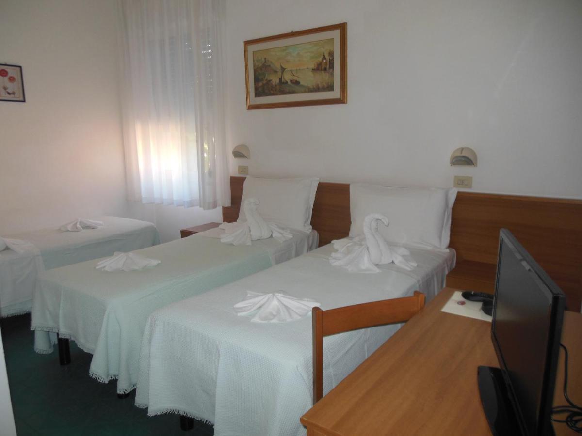 Hotel Edy Rimini Extérieur photo