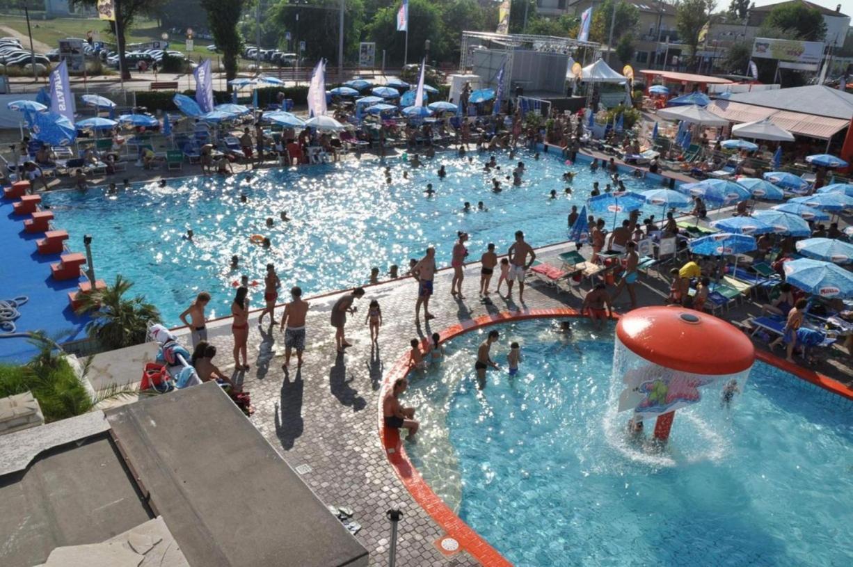 Hotel Edy Rimini Extérieur photo