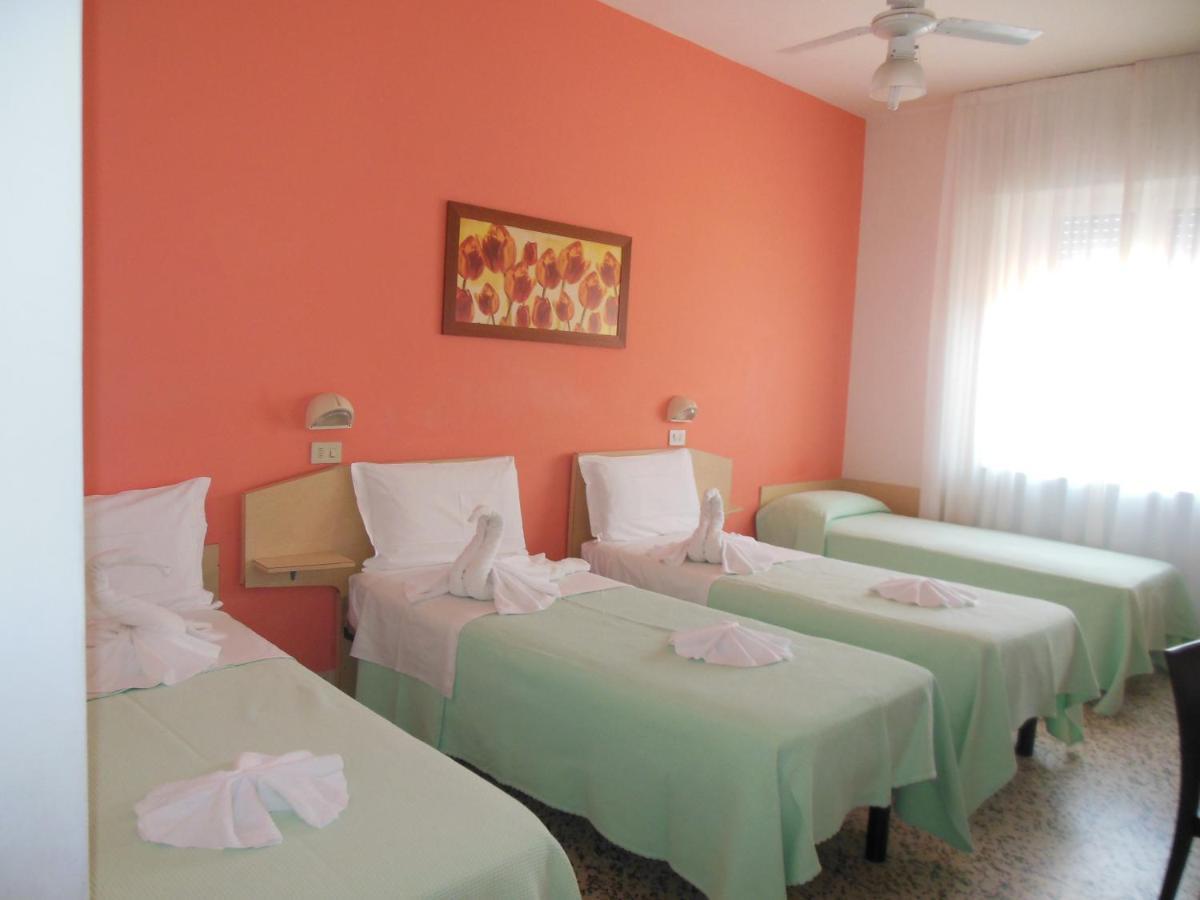 Hotel Edy Rimini Extérieur photo